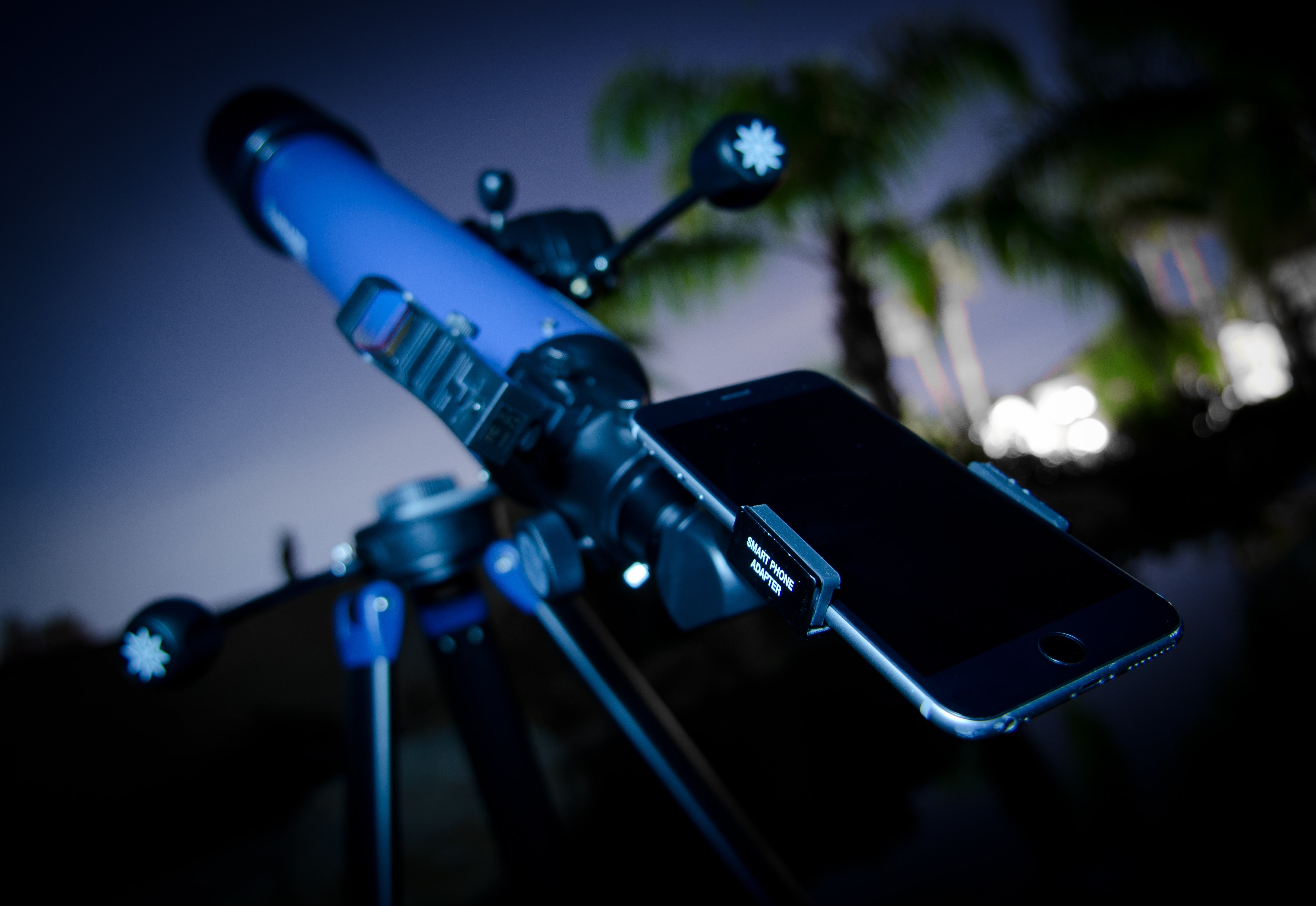 Smartphone en un StarPro de Meade