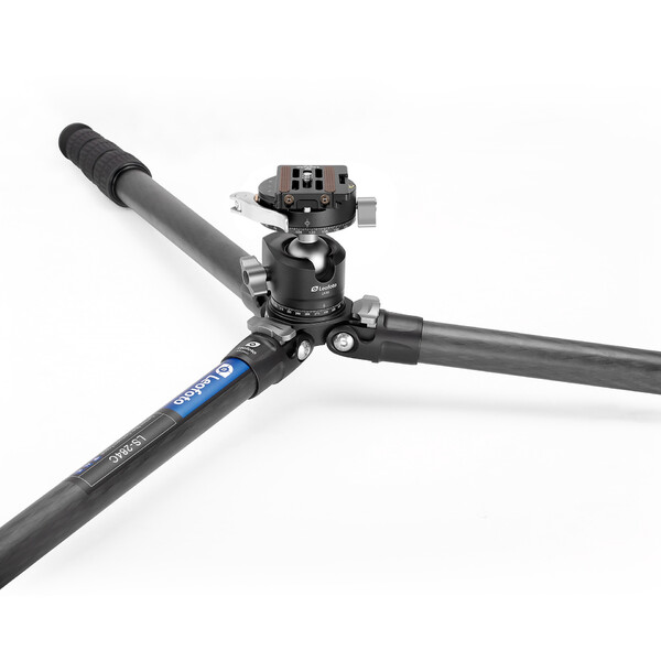 Leofoto Carbon tripod LS-284C Ranger + Ballhead Panorama LH-30PCL