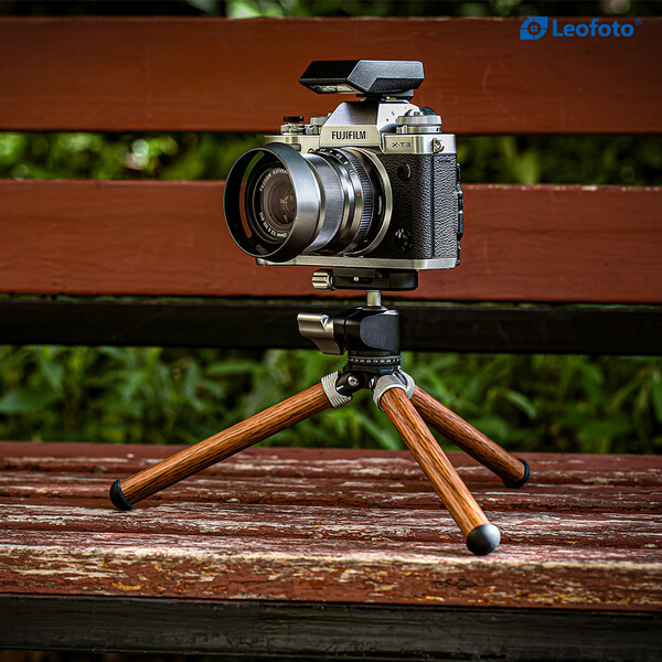 Leofoto Tabletop tripod MT-02C+LH-22 Wooden Color