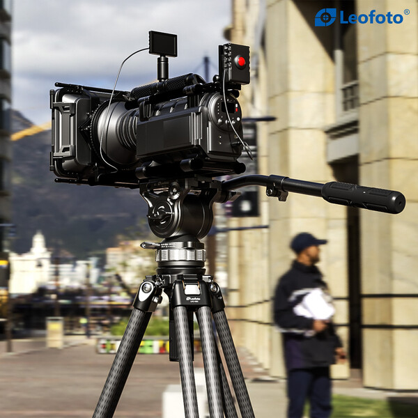 Leofoto Carbon tripod LVC-193 double tube + Video tilt head BV-15