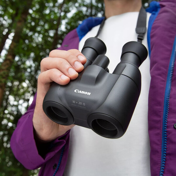 Canon Image stabilized binoculars 10x20 IS