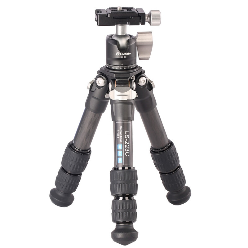 Leofoto Carbon tripod LS-223C Ranger + Ballhead LH-25