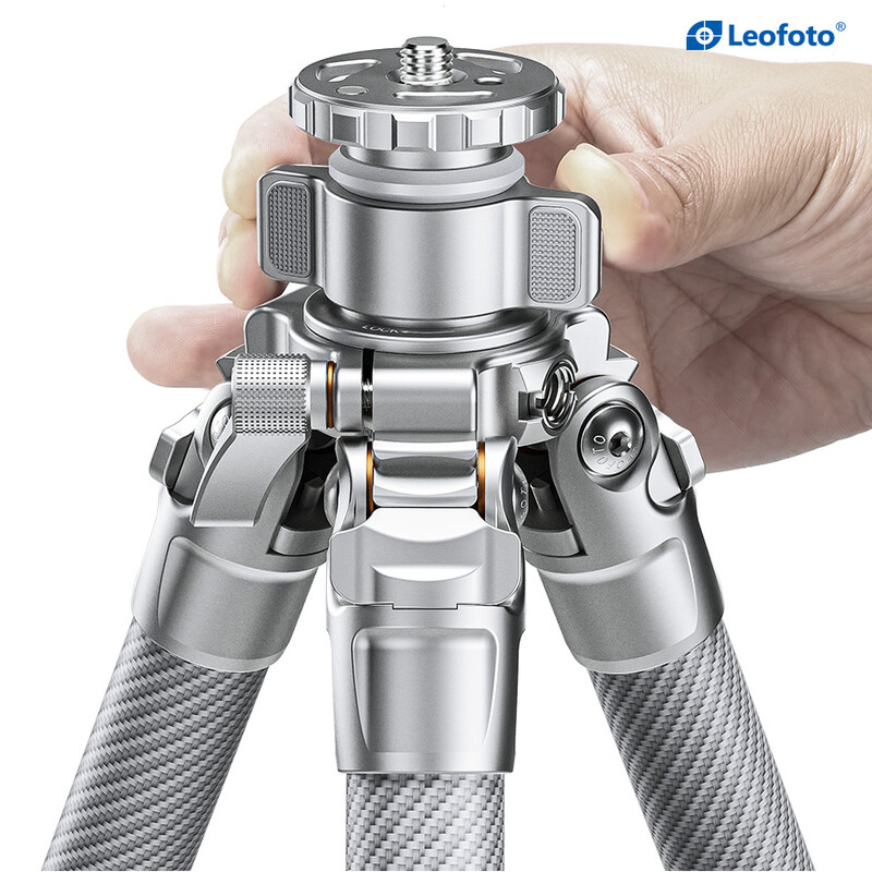 Leofoto Carbon tripod LG-284C Gabriel + Ballhead LH-36R Silver