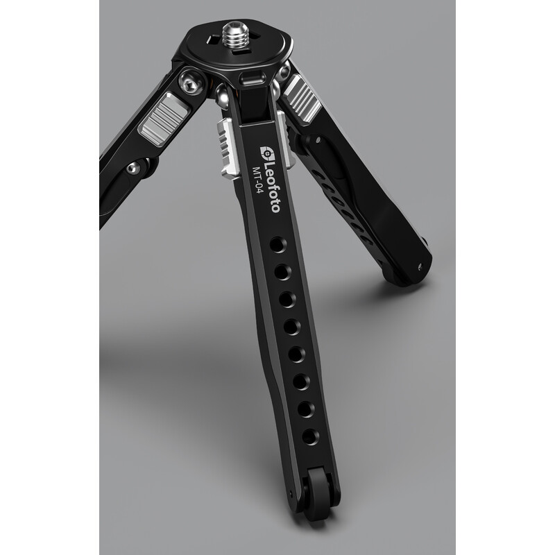 Leofoto Tabletop tripod MT-04