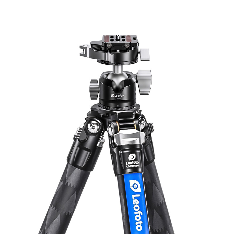 Leofoto Carbon tripod LS-284C Ranger Pro + Ballhead LH-30PCL